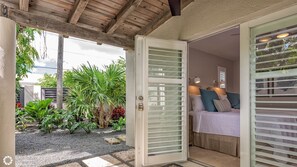 4 bedrooms, desk, iron/ironing board, free WiFi