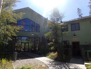 Exterior detail - Three House 2 Bed 2 Bath THWC (Silverthorne)