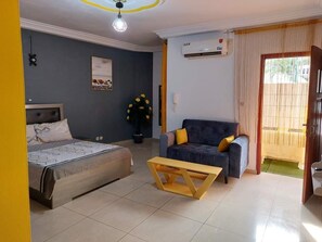 1 bedroom, individually decorated, individually furnished