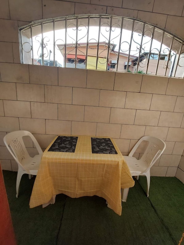 Studio | Terrace/patio