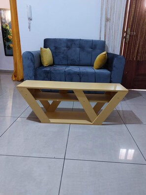 Studio | Living area