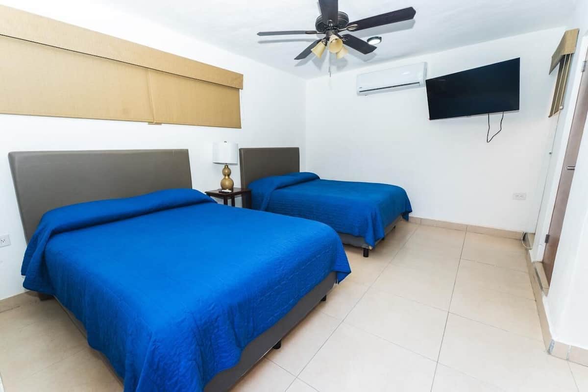 Loft estándar | Colchones Select Comfort, tabla de planchar con plancha, wifi gratis