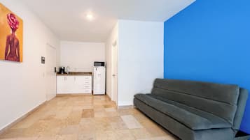 1 bedroom, Select Comfort beds, iron/ironing board, free WiFi
