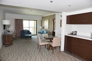 Superior Apartment | Living area | Flat-screen TV - Cosy suite luxury hotel 8 (Eilat)