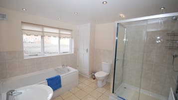 Småhus – superior, eget bad | Bad