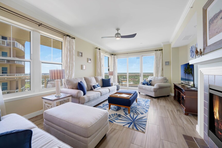 Premier Luxury Condo With A Sunset River View - Port Orange, FL