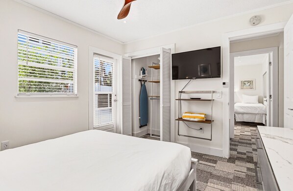 2 bedrooms, iron/ironing board, WiFi, bed sheets