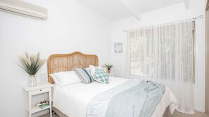 3 bedrooms, free WiFi, bed sheets