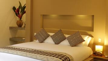 Standard Double Room | Bathroom | Shower, free toiletries, towels, soap