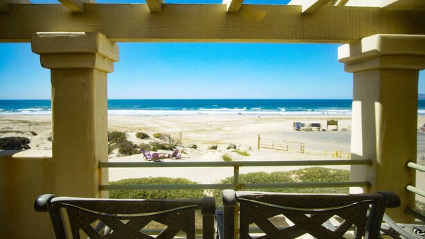Unclassified image, 1 of 6, button - 1256 Strand Way #4 (Oceano)