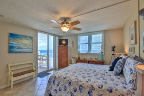 2 bedrooms, desk, iron/ironing board, free WiFi - Watch the Dolphins play in the Atlantic while the gentle waves roll in. (Ponce Inlet)