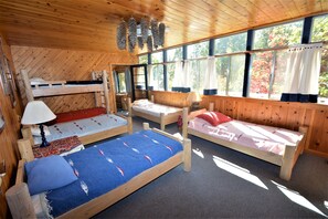 5 Schlafzimmer, kostenloses WLAN, Bettwäsche