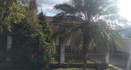Santa Felicidade Inn