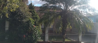 Möblerad svit på São Braz Santa Felicidade / Garage