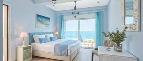 1 habitación, tabla de planchar con plancha y cuna de viaje