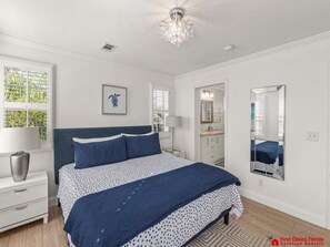 4 soverom, strykejern/-brett, wi-fi og sengetøy