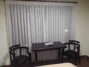 Egyptian cotton sheets, premium bedding, down comforters - Hotel Jerian (Uyuni)