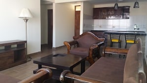 32-inch flat-screen TV with cable channels, TV, heated floors - Hotel Jerian (Uyuni)