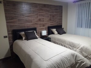 트윈룸 | 이집트산 면 시트, 고급 침구, 오리/거위털 이불, 각각 다른 스타일의 인테리어