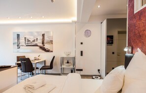 Wifi gratis y ropa de cama 