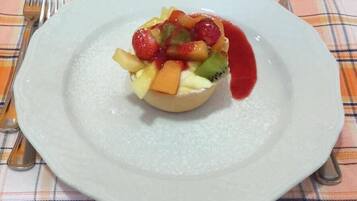 Alimentos y bebidas