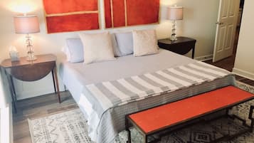 2 chambres, fer et planche à repasser, Wi-Fi, draps fournis