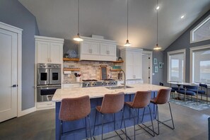 Microwave, oven, stovetop
