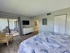 2 bedrooms, iron/ironing board, Internet, bed sheets