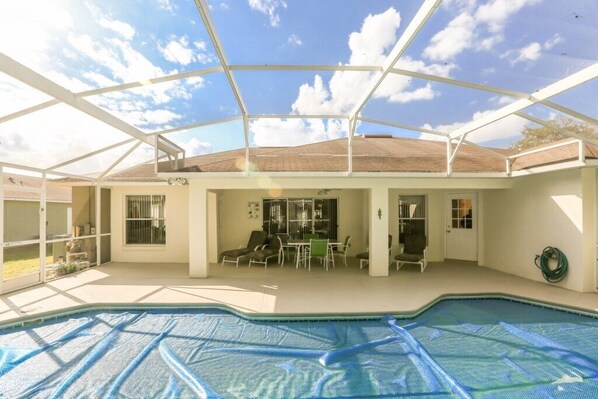 Villa | Pool - Kissimmee 3 bed Home With Large Private Deck Area (Kissimmee)