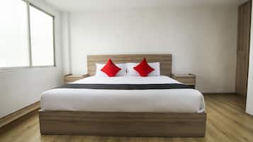 Superior Room | 1 bedroom, desk, free WiFi, bed sheets