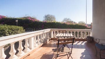Double Room, Terrace, Garden View | Terrace/patio