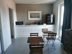 Fridge, microwave, stovetop, espresso maker - CasaVostra al Parco (Catania)