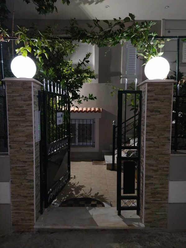 Property entrance - SeaSide Apartment Rio (Patras)