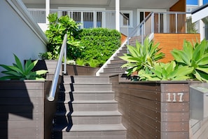 Exterior detail - Seascape Villa - Nelson waterfront, Great Views on Haulashore Island! (Stepneyville)