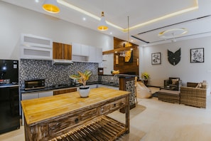 Villa, 2 Bedrooms, Private Pool | Private kitchen - Rommy Villas Lembongan (Lembongan Island)