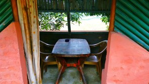 ฝ่ายต้อนรับ