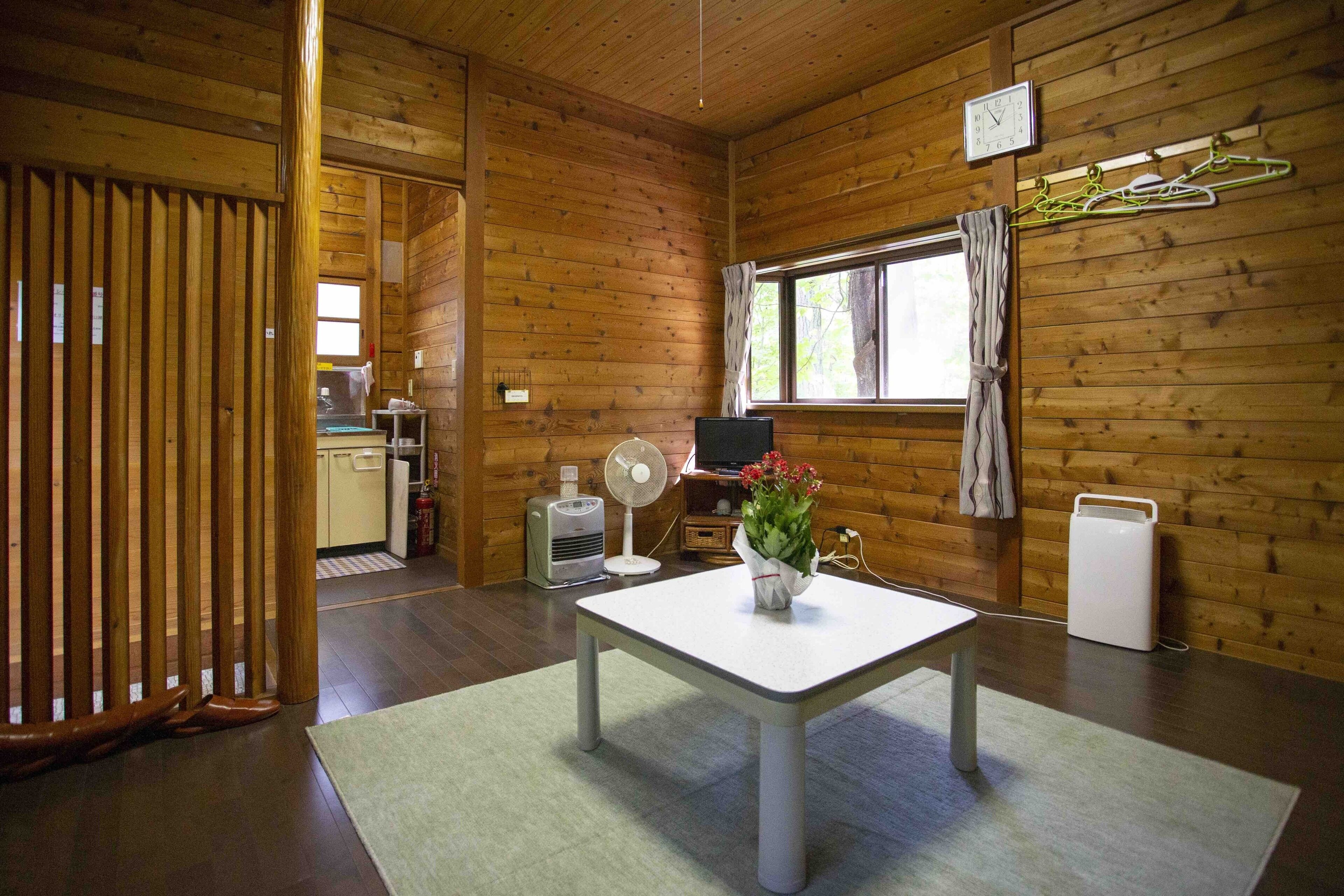 Basic Chalet | 1 bedroom, blackout drapes, free cribs/infant beds, free WiFi