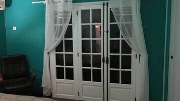 4 多间卧室、熨斗/熨衣板、旅行婴儿床、免费 WiFi