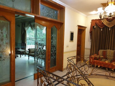 Fully Furnished Vip Rooms