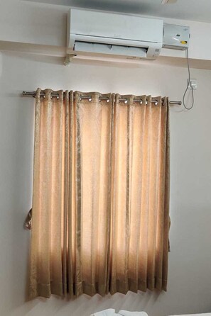 Deluxe Room | Free WiFi - I Cloud-Elite Suites (Bengaluru)