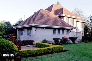 Esterni