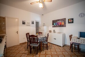 Dining - Villetta Cali, renovated and well furnished (TL79) (Porto Cesareo)