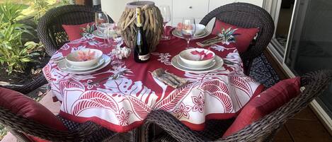 Outdoor dining