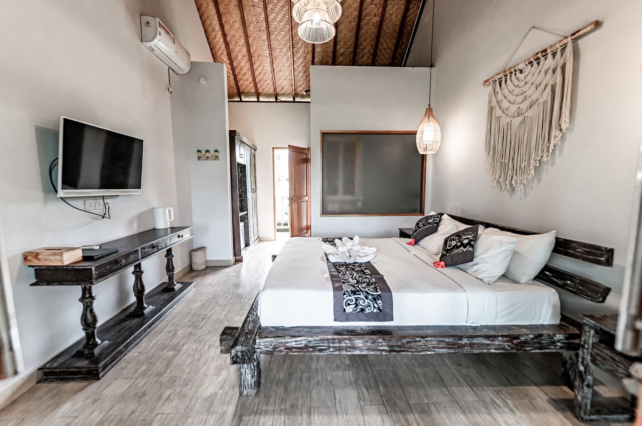 1 soverom, safe på rommet, strykejern/-brett og wi-fi (inkludert)