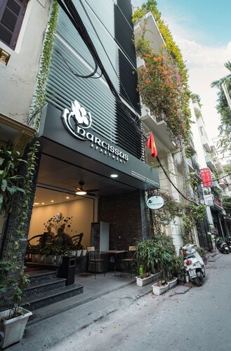 Narcissus Hotel and Apartment