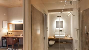 Chambre Double Confort, rez-de-chaussée | Salle de bain