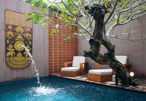 Indoor pool - Villa Vimanmek Phuket (Wichit)