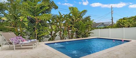 Outdoor pool, a heated pool