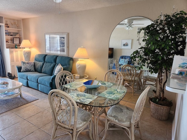 Smart TV, DVD player, books