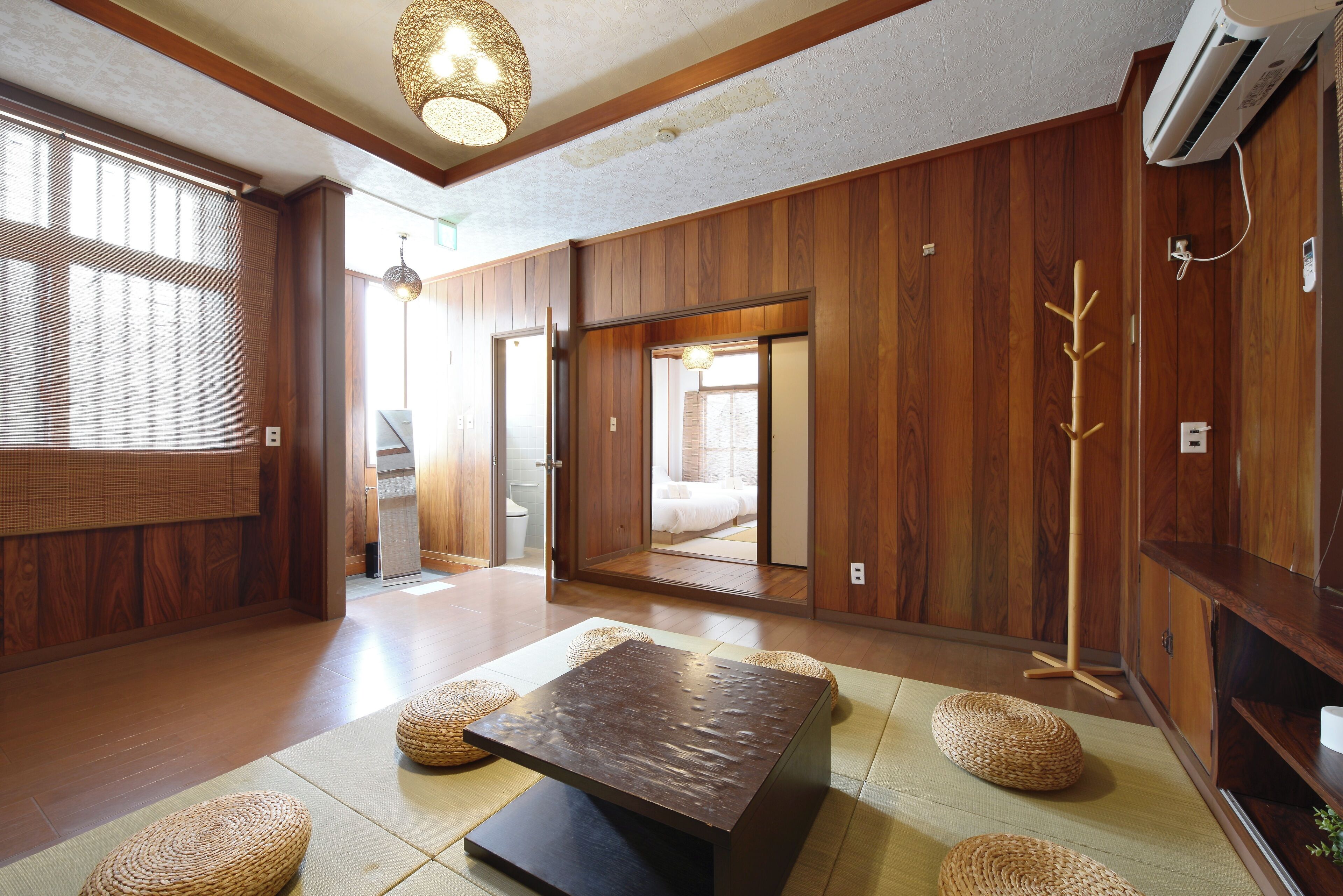 Télévision à écran plat